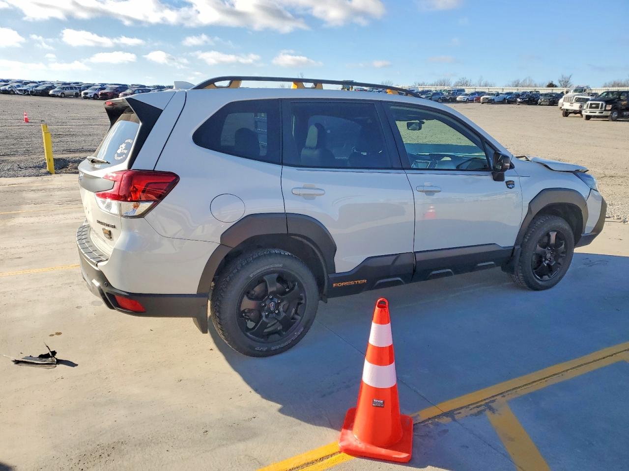 2022 SUBARU FORESTER WILDERNESS photo 3