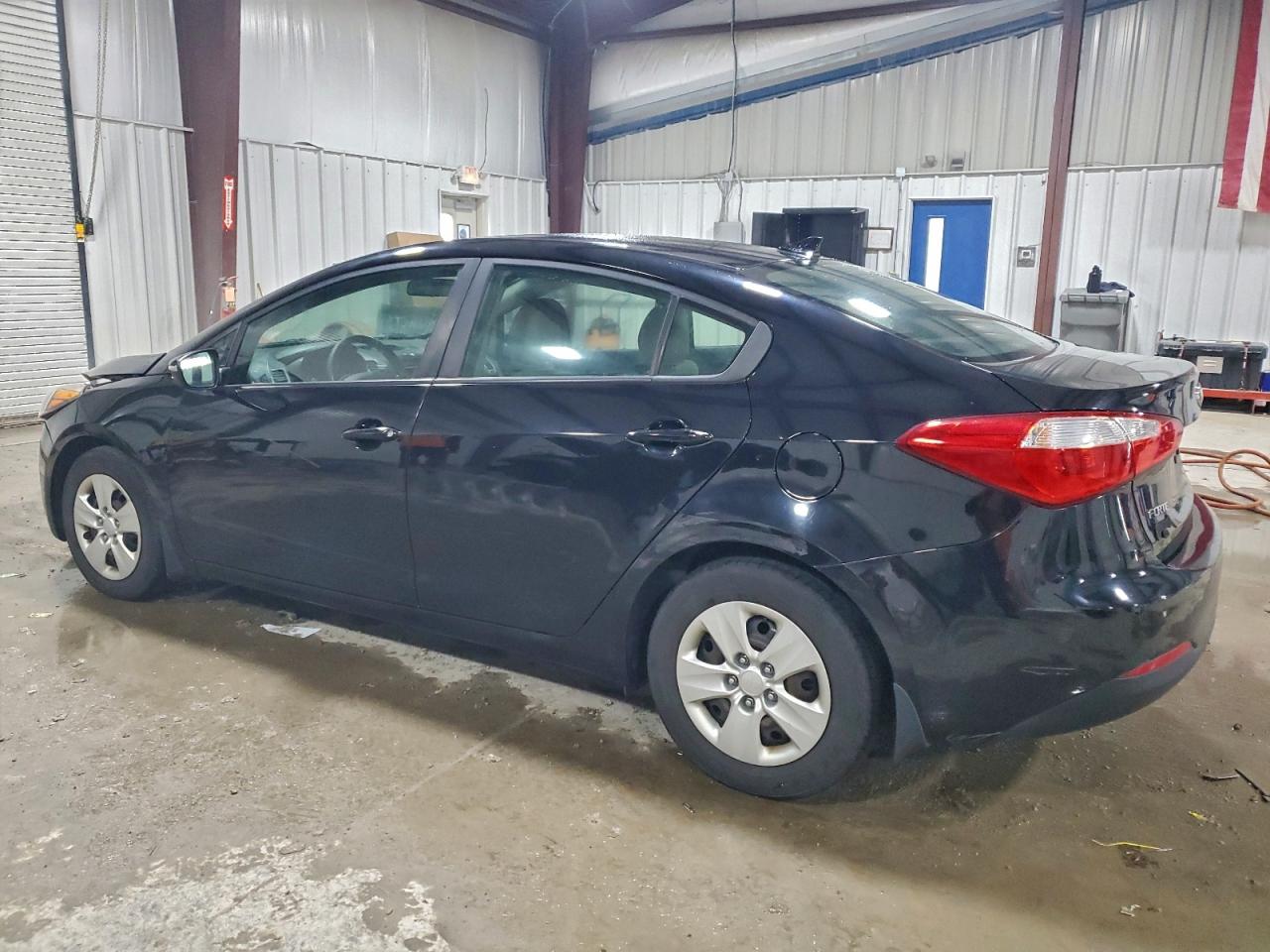 2015 KIA FORTE LX photo 2