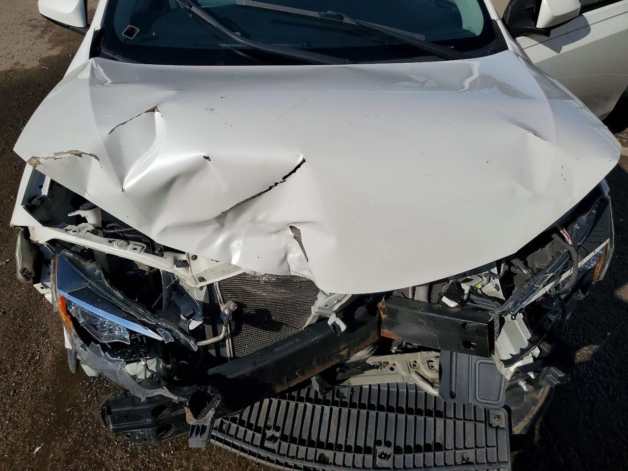 2018 TOYOTA COROLLA L photo 11