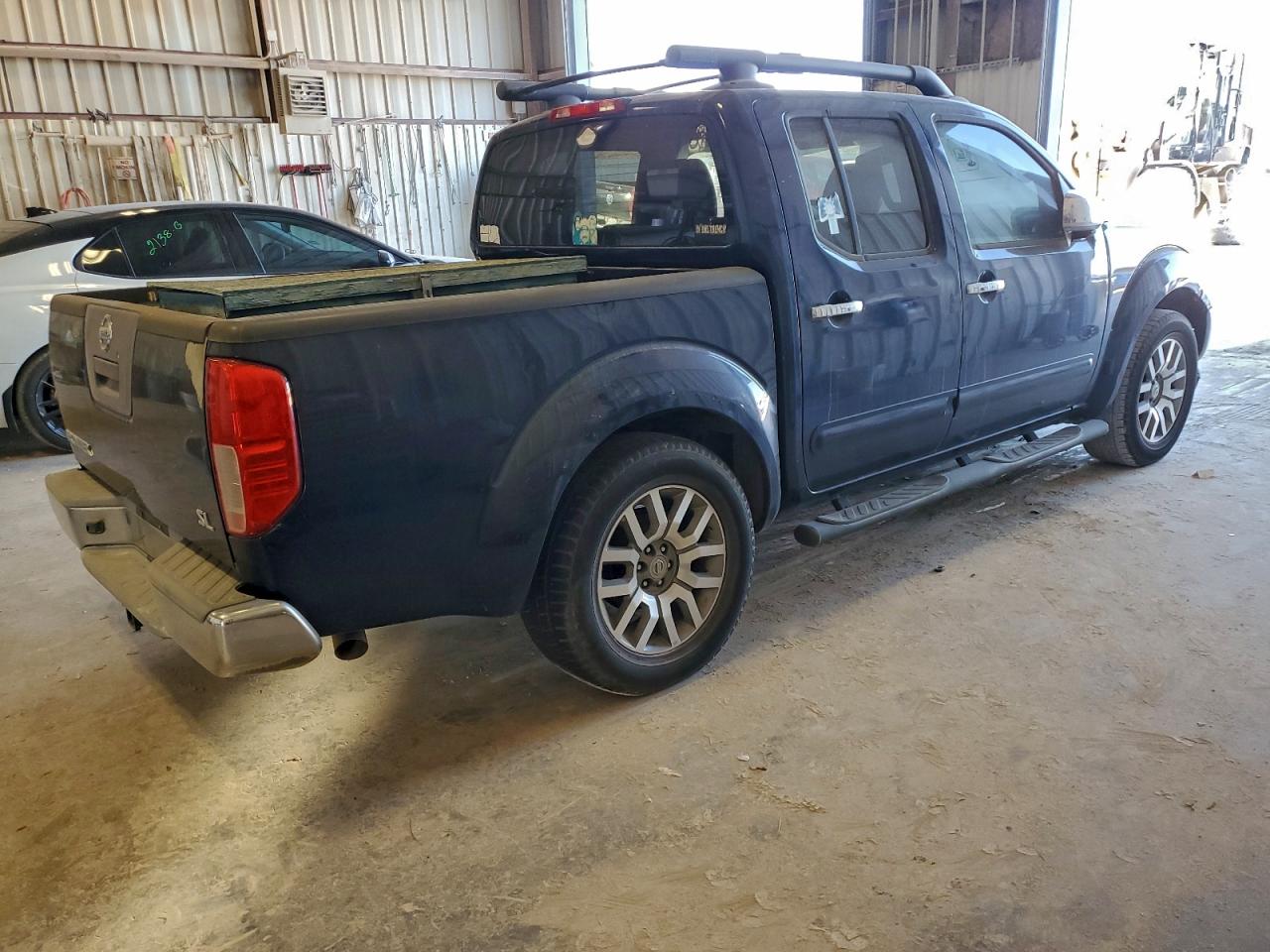 2011 NISSAN FRONTIER S photo 3