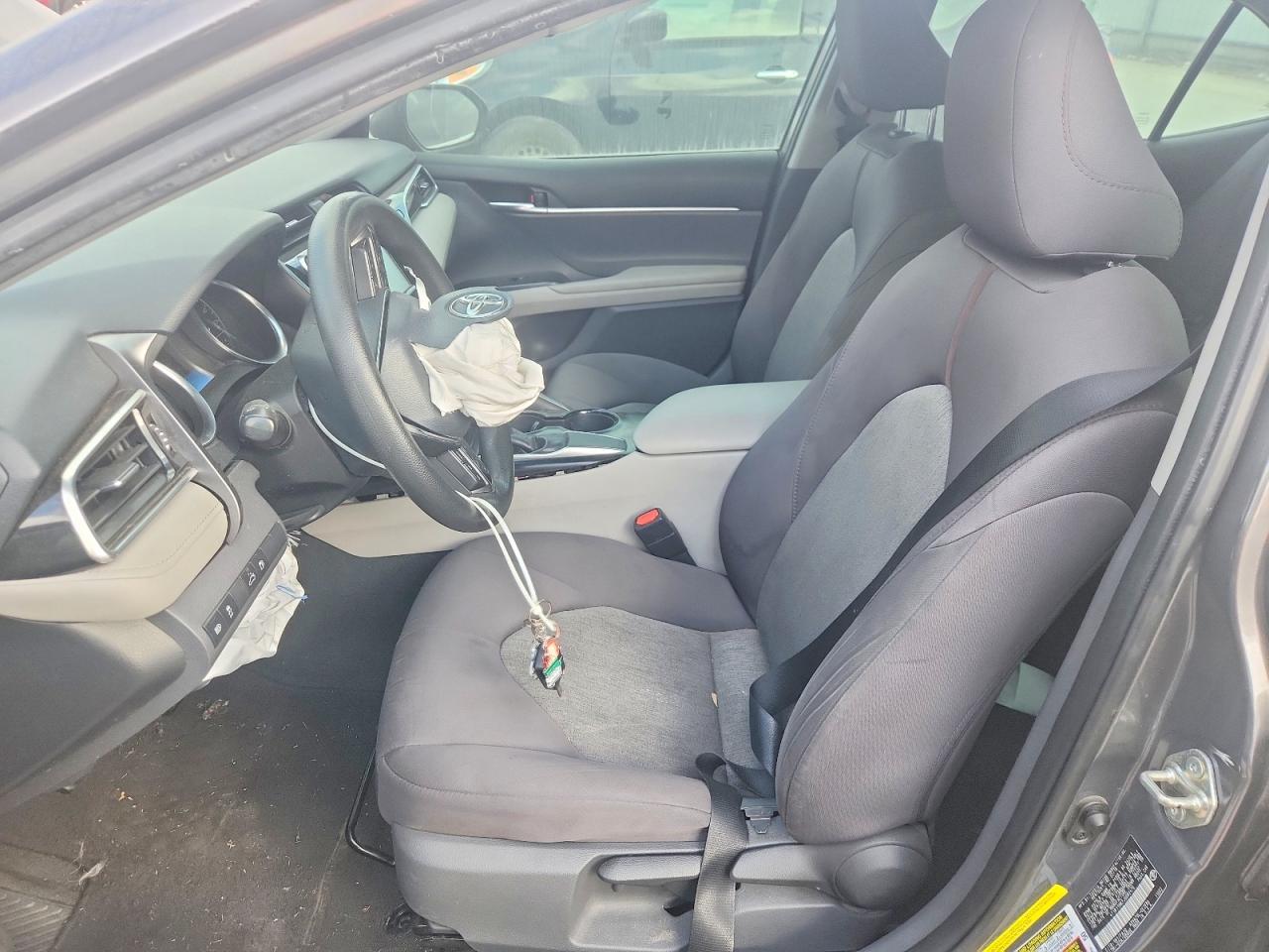 2018 TOYOTA CAMRY L photo 7