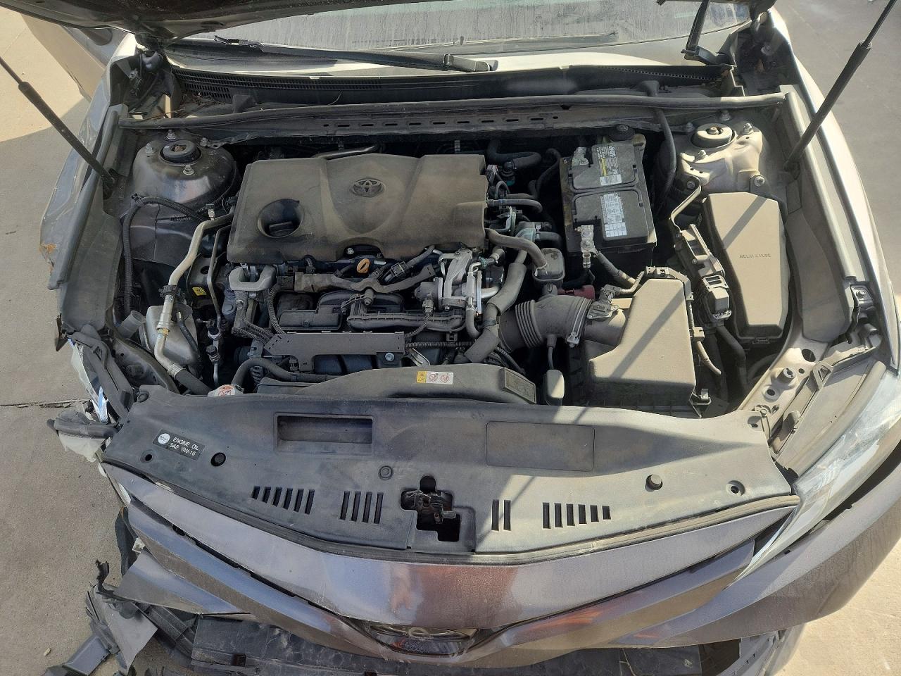 2018 TOYOTA CAMRY L photo 11