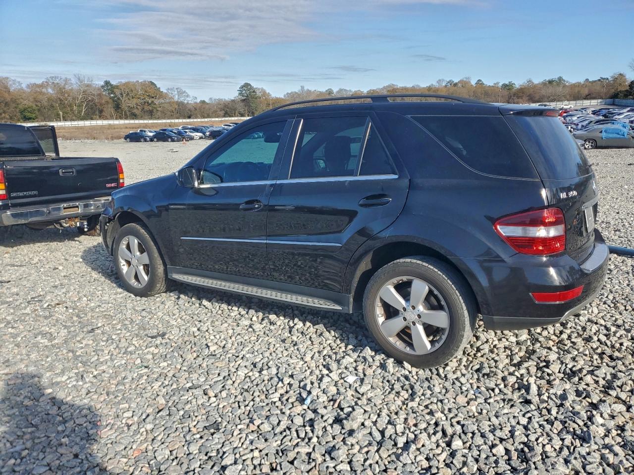 2010 MERCEDES-BENZ ML 350 4MATIC photo 2