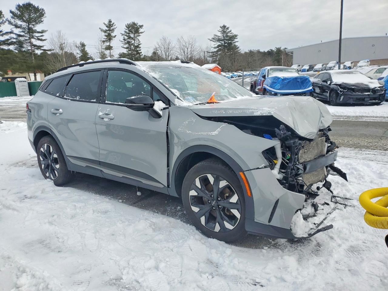 2023 KIA SPORTAGE X LINE photo 4