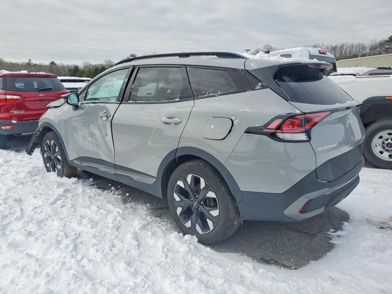 2023 KIA SPORTAGE X LINE photo 2