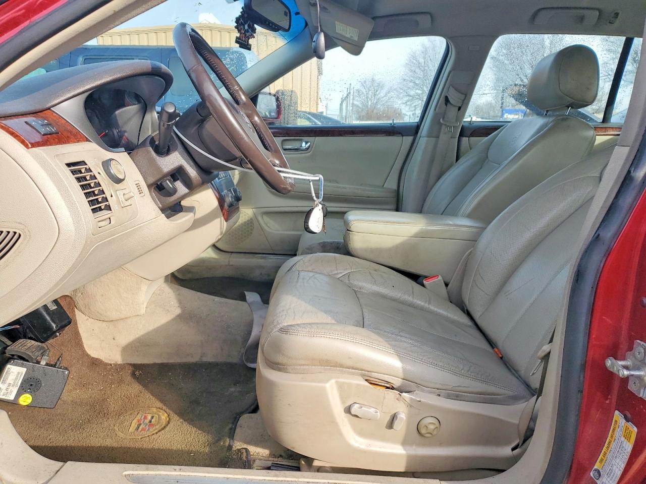 2007 CADILLAC DTS photo 7