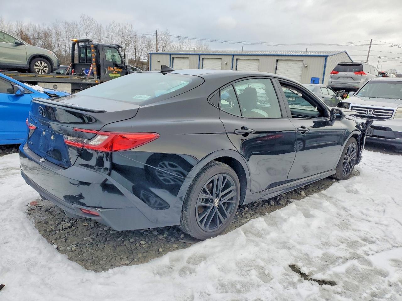 2025 TOYOTA CAMRY XSE photo 7