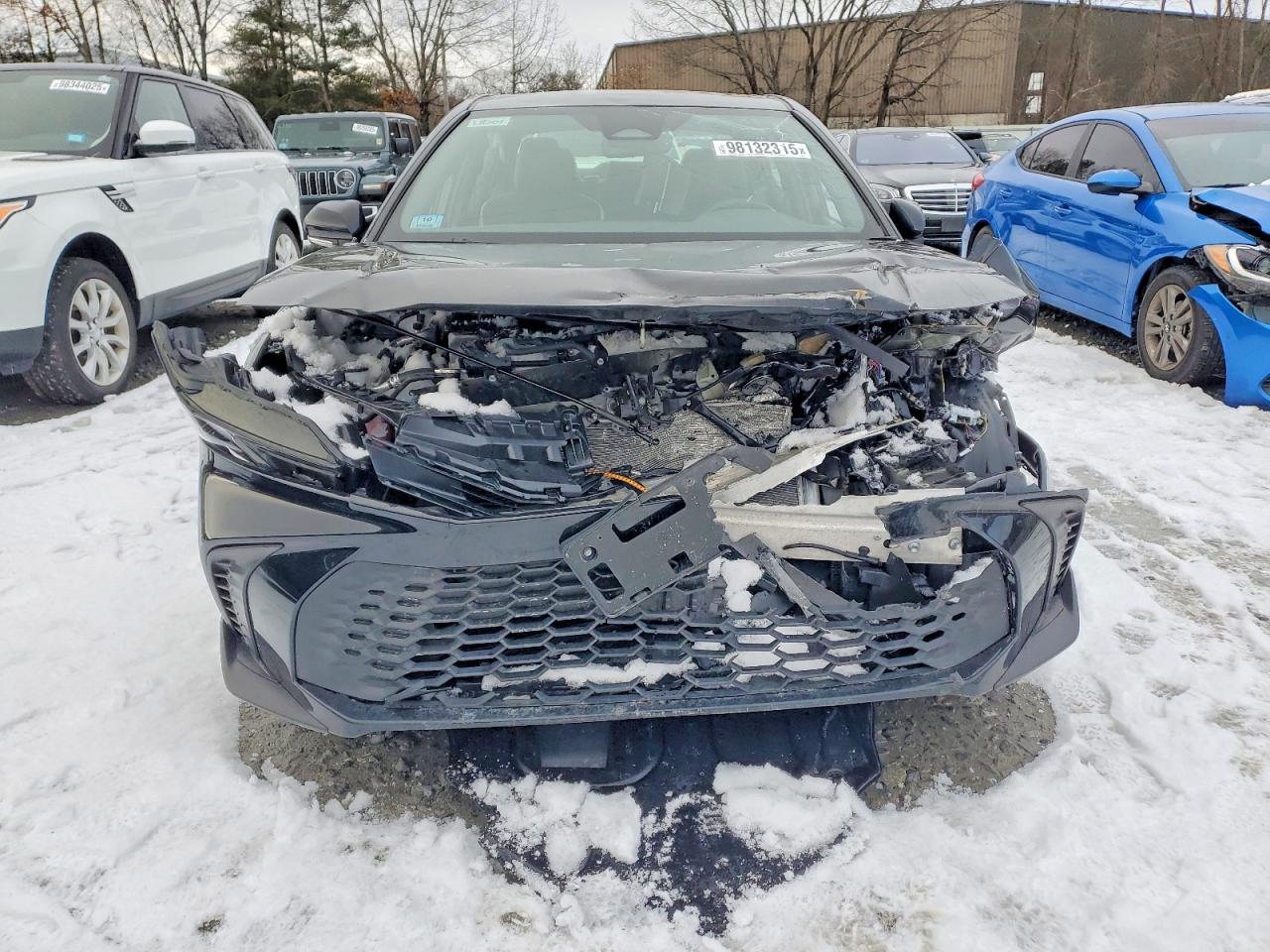 2025 TOYOTA CAMRY XSE photo 13