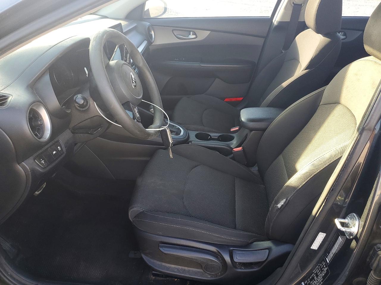 2020 KIA FORTE FE photo 7