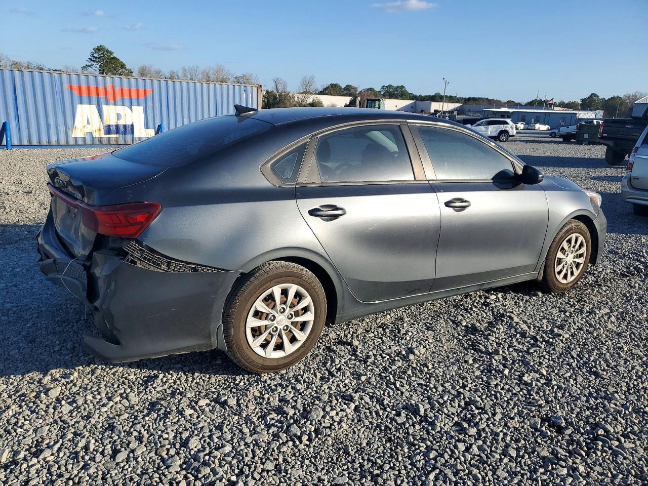 2020 KIA FORTE FE photo 3