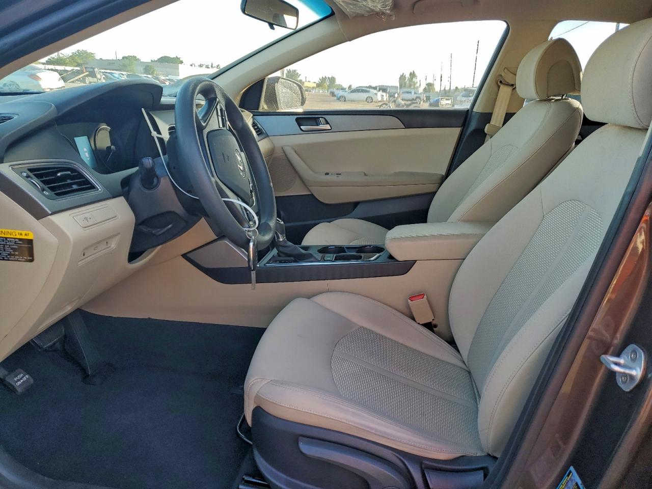2017 HYUNDAI SONATA SE photo 7