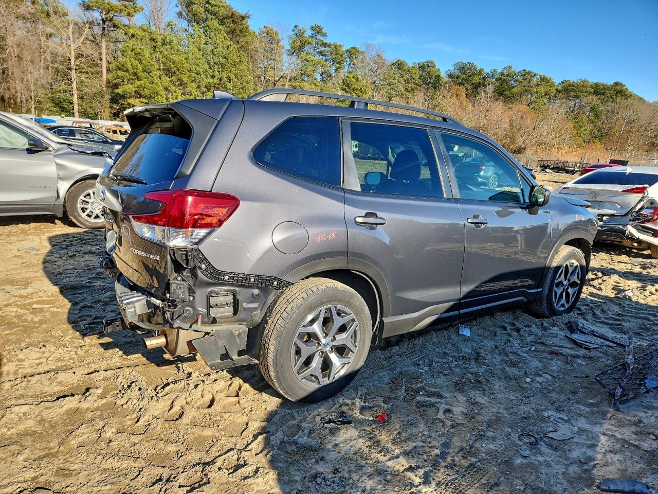 2021 SUBARU FORESTER PREMIUM photo 3