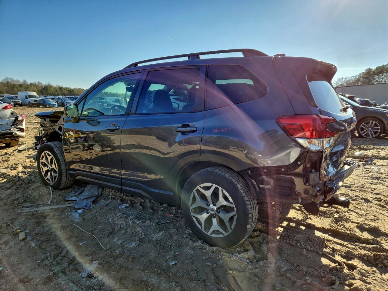 2021 SUBARU FORESTER PREMIUM photo 2