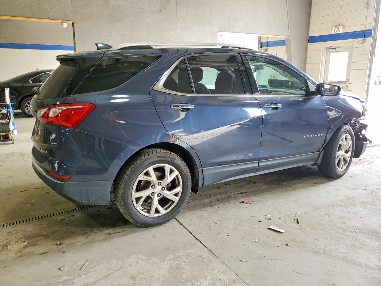 2018 CHEVROLET EQUINOX PREMIER photo 3