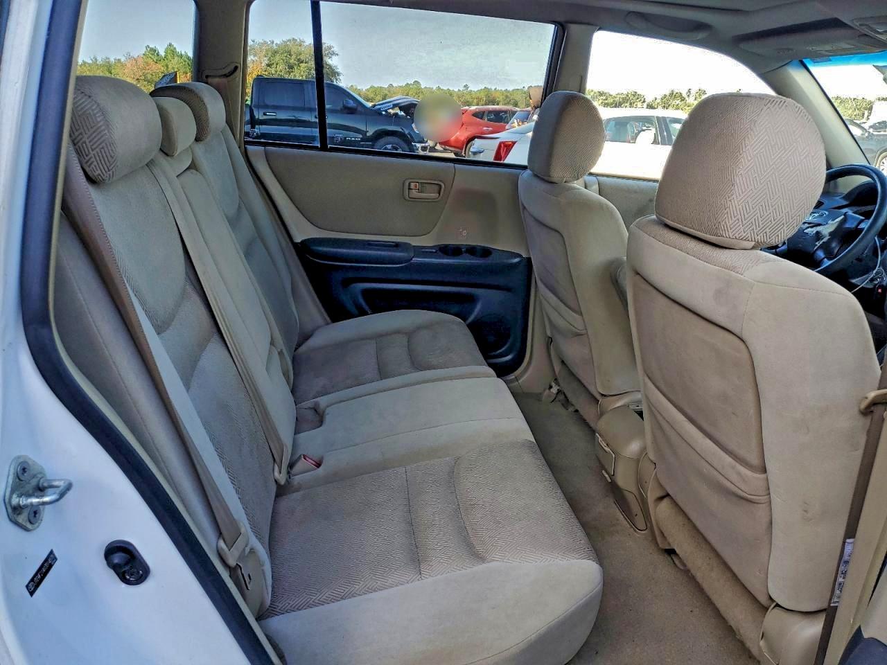 2003 TOYOTA HIGHLANDER LIMITED photo 11