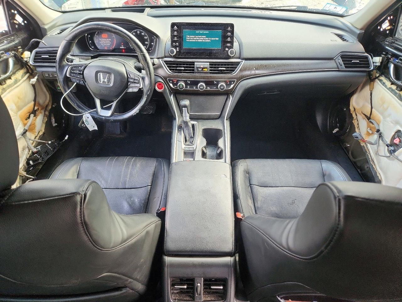 2018 HONDA ACCORD TOURING photo 8
