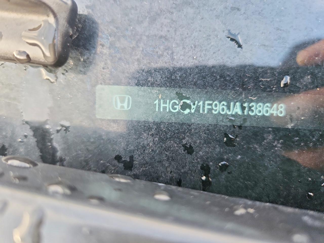 2018 HONDA ACCORD TOURING photo 13
