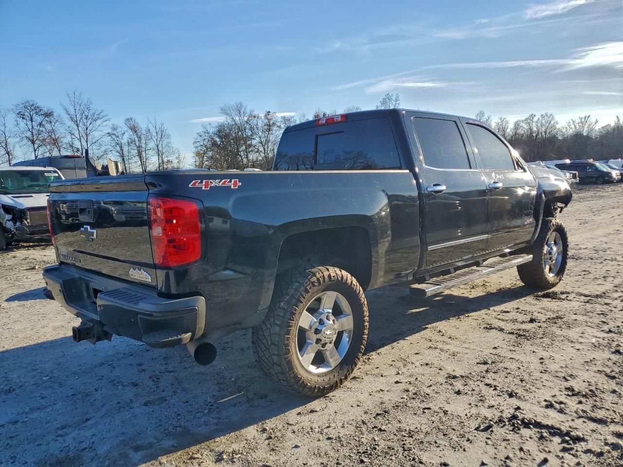2016 CHEVROLET SILVERADO K2500 HIGH COUNTRY photo 7