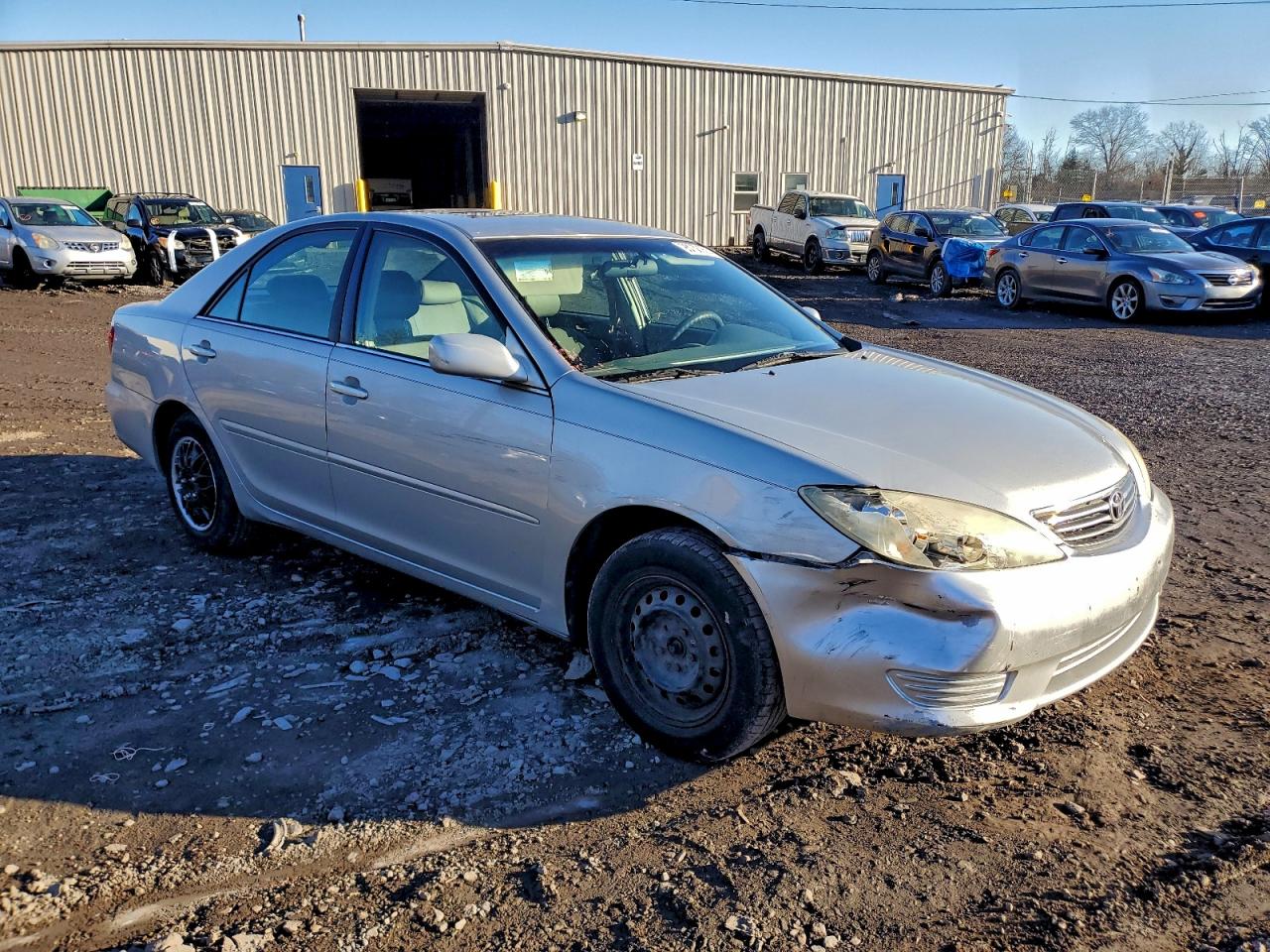 2006 TOYOTA CAMRY LE photo 4