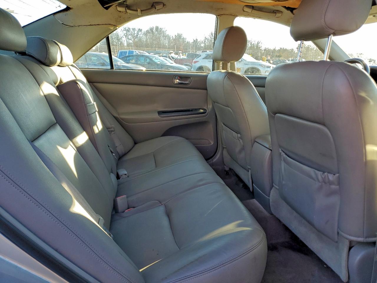 2006 TOYOTA CAMRY LE photo 11