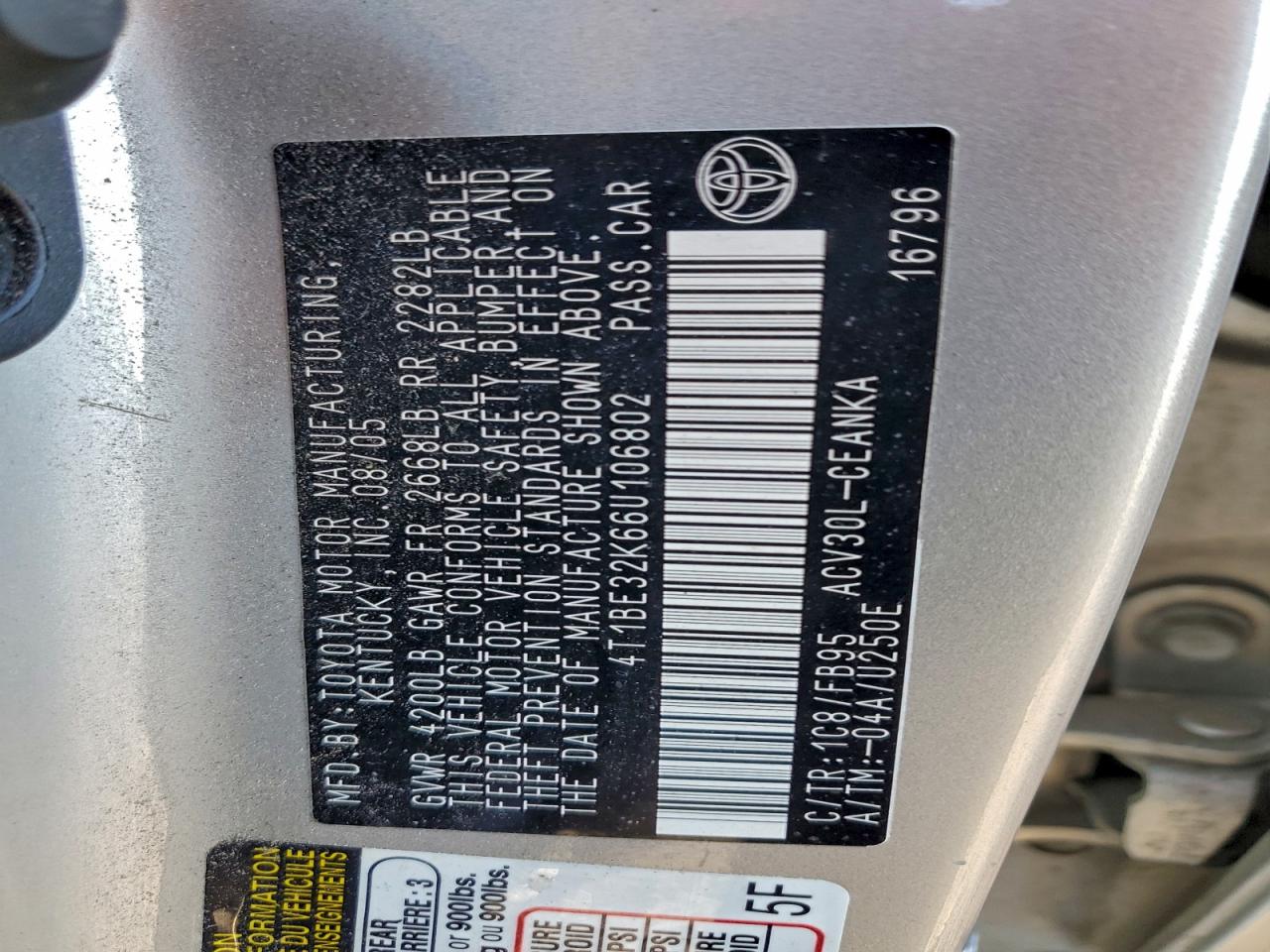 2006 TOYOTA CAMRY LE photo 13
