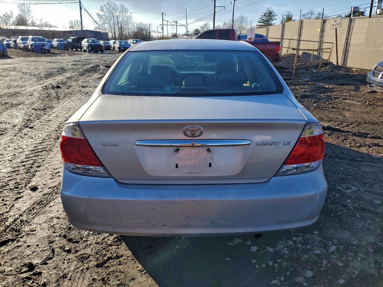 2006 TOYOTA CAMRY LE photo 6