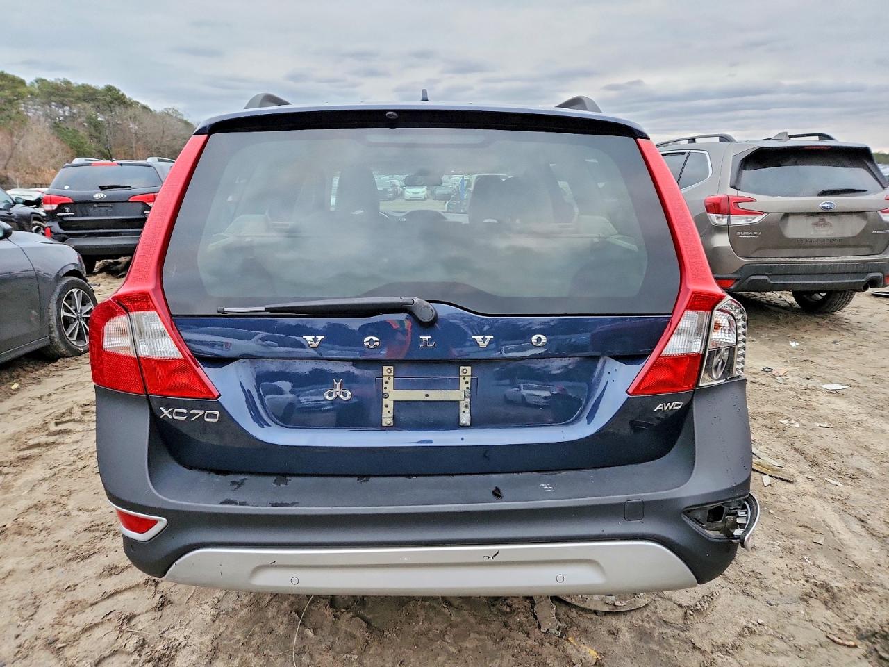 2012 VOLVO XC70 3.2 photo 6