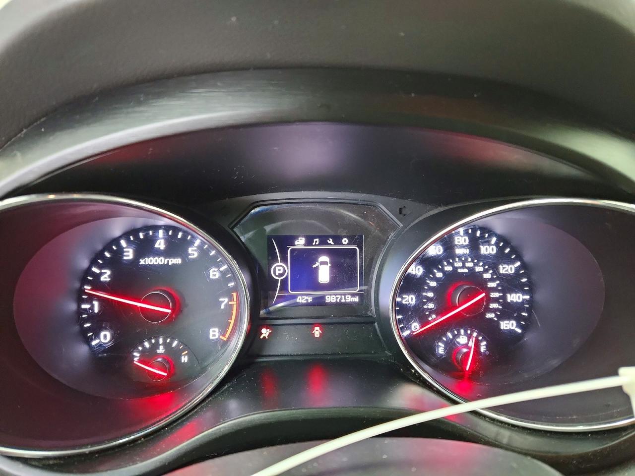 2017 KIA SEDONA LX photo 9