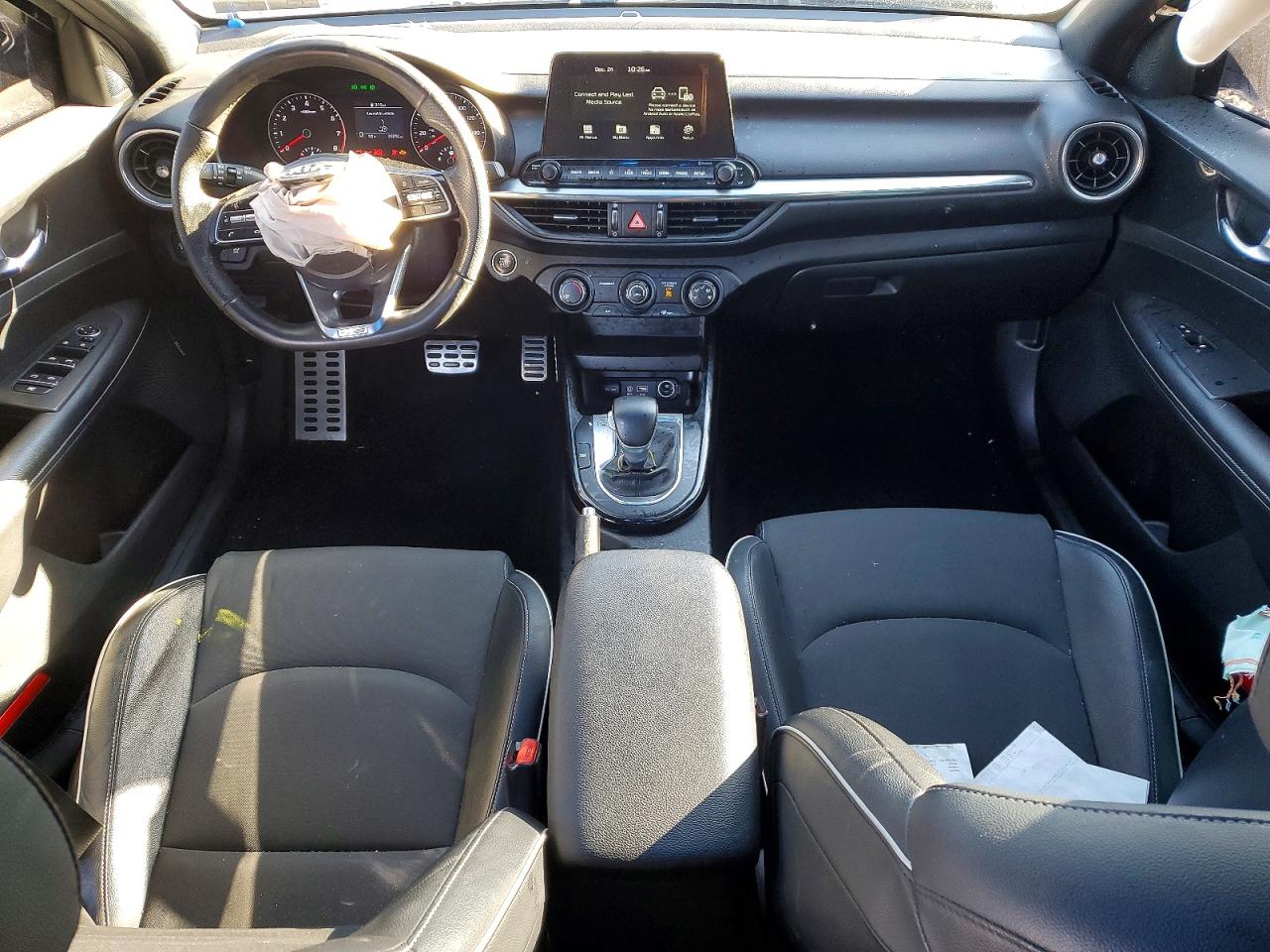 2021 KIA FORTE GT LINE photo 8