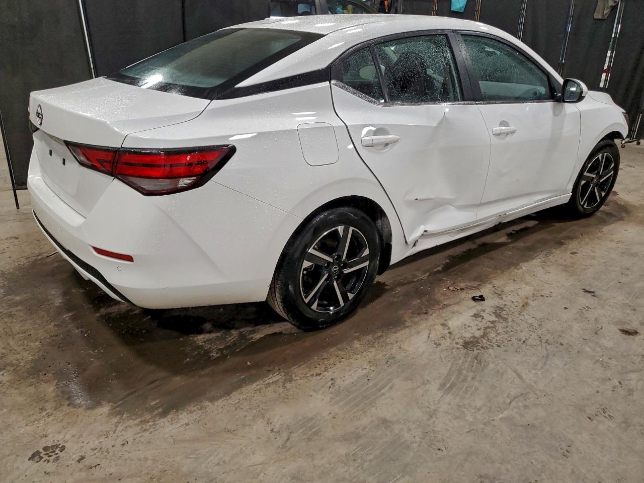 2025 NISSAN SENTRA SV photo 3