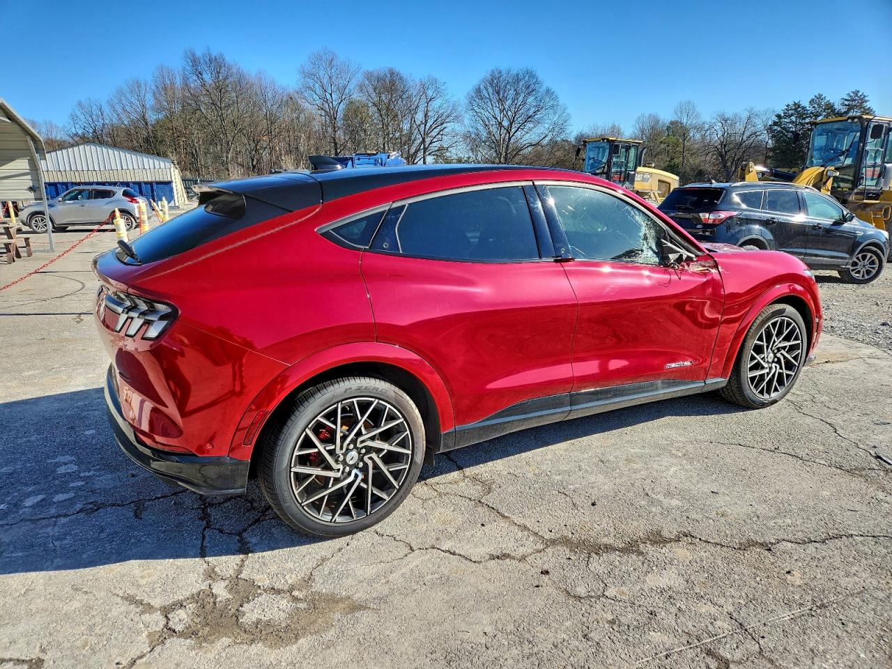 2021 FORD MUSTANG MACH-E GT photo 3