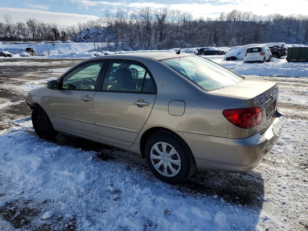 2006 TOYOTA COROLLA photo 3