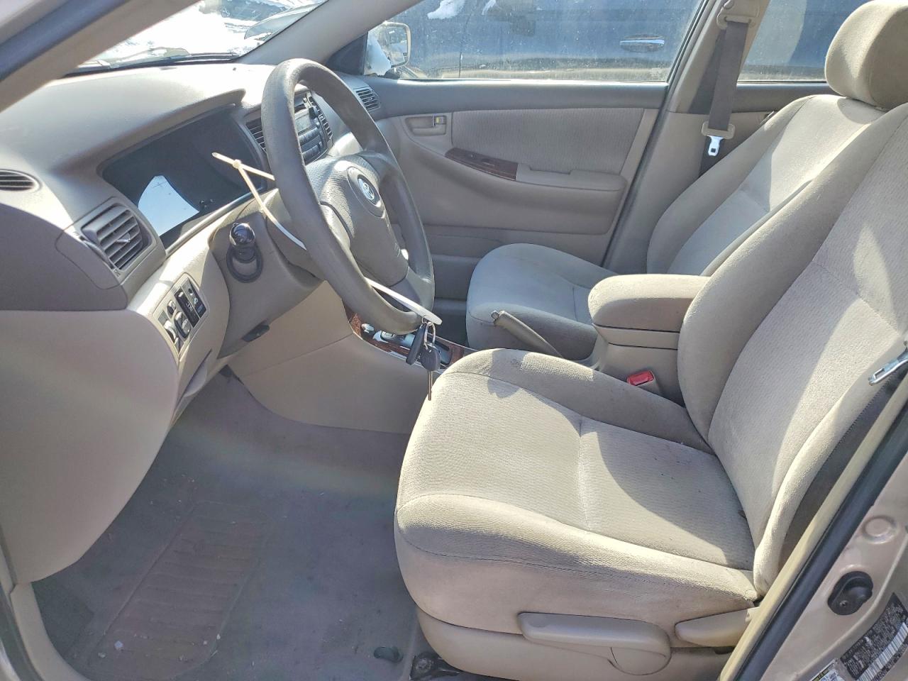 2006 TOYOTA COROLLA photo 13