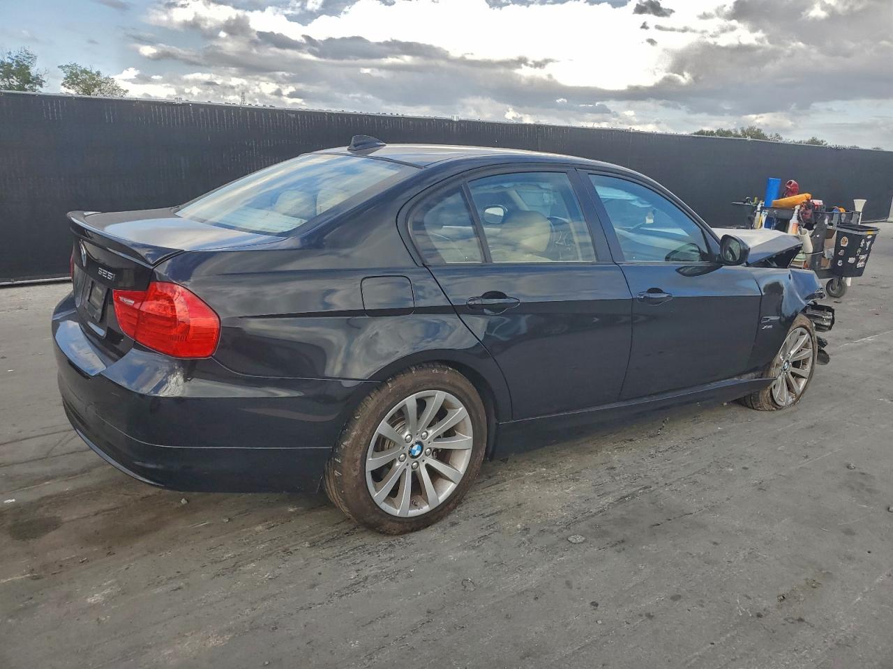 2011 BMW 328 XI SULEV photo 3