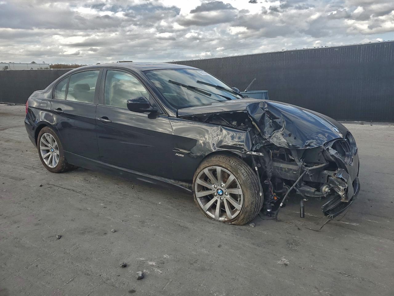 2011 BMW 328 XI SULEV photo 4