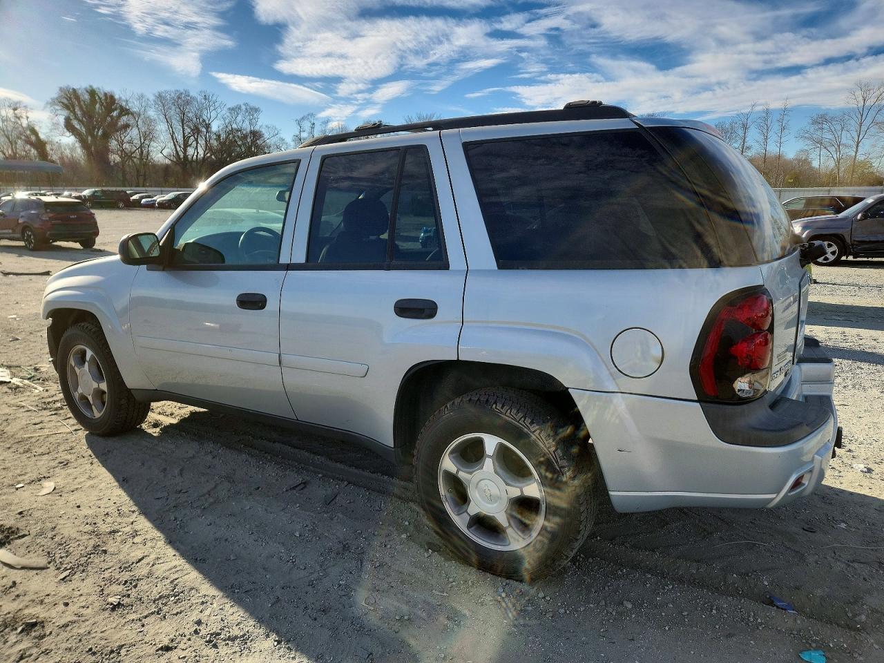 2008 CHEVROLET TRAILBLAZER LS photo 2
