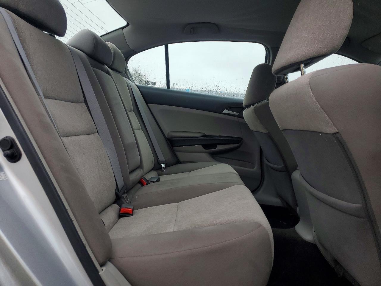 2009 HONDA ACCORD LX photo 10