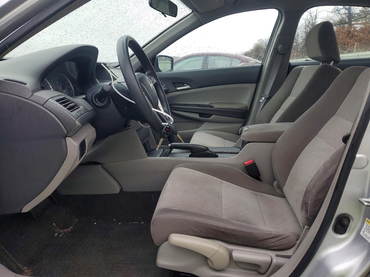 2009 HONDA ACCORD LX photo 7