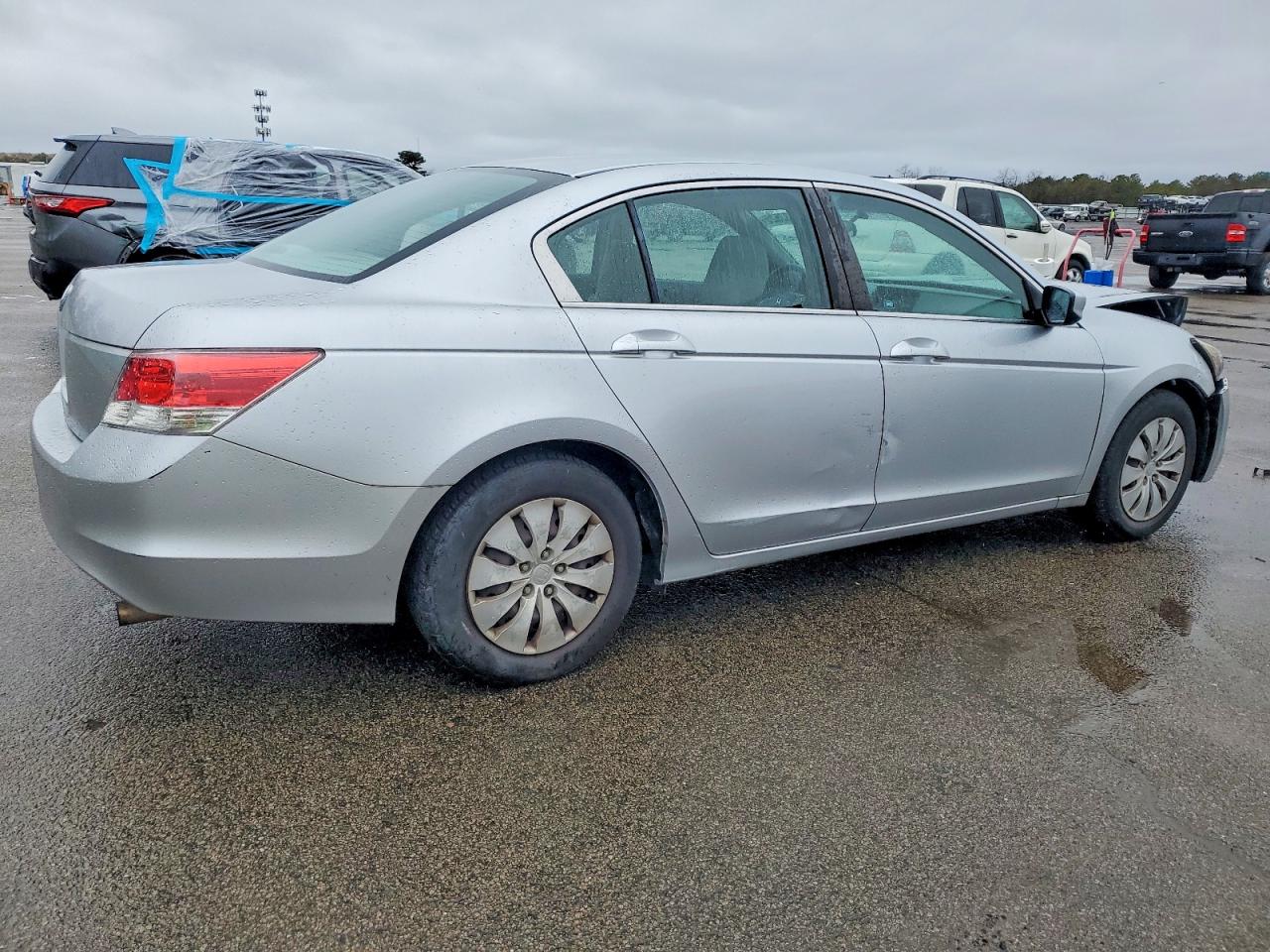 2009 HONDA ACCORD LX photo 3
