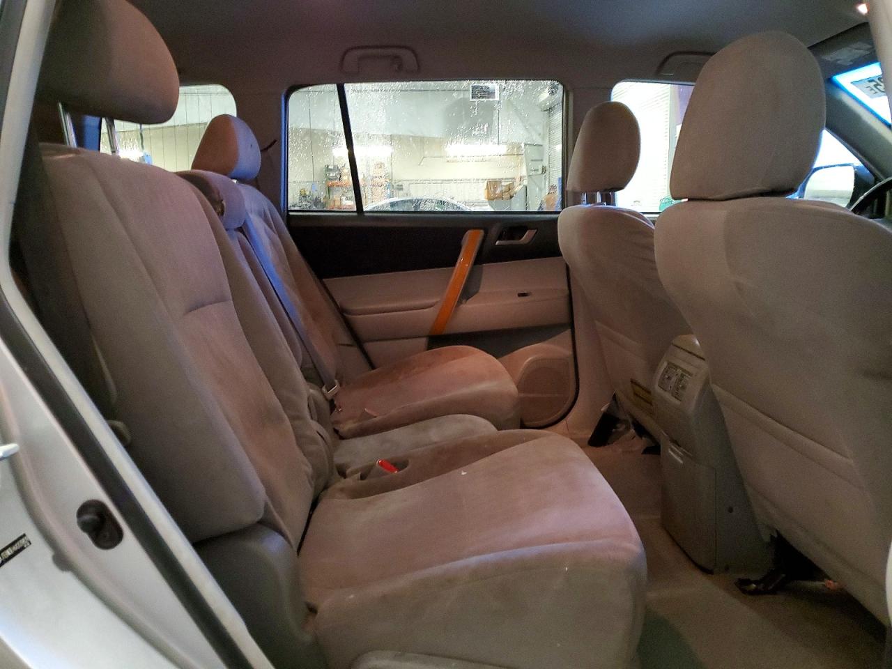 2010 TOYOTA HIGHLANDER HYBRID photo 11