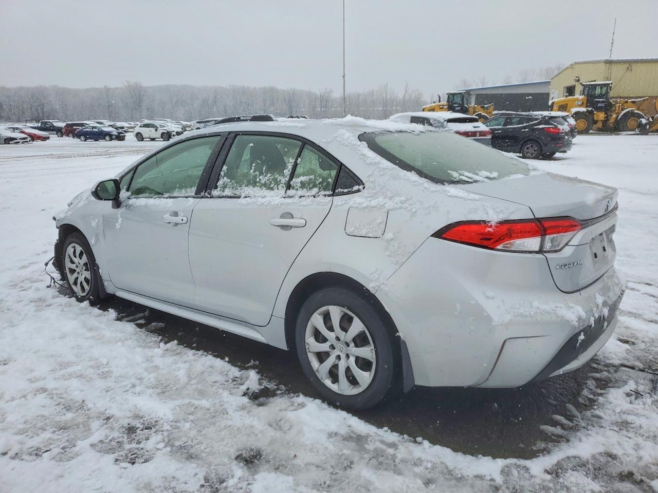 2020 TOYOTA COROLLA LE photo 2