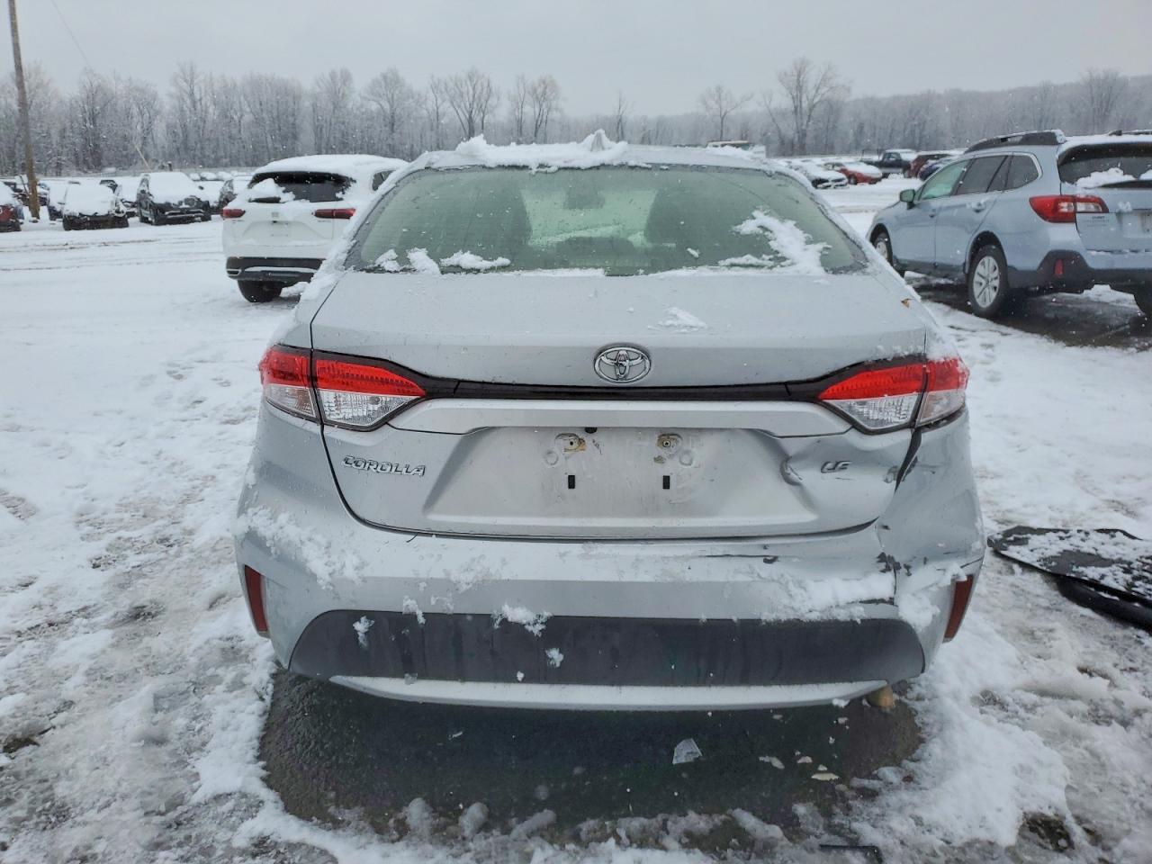2020 TOYOTA COROLLA LE photo 6