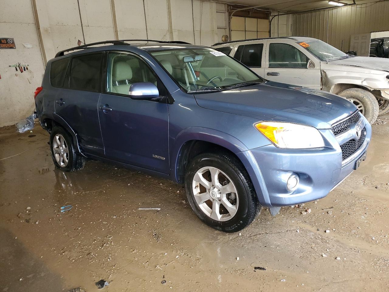2010 TOYOTA RAV4 LIMITED photo 4