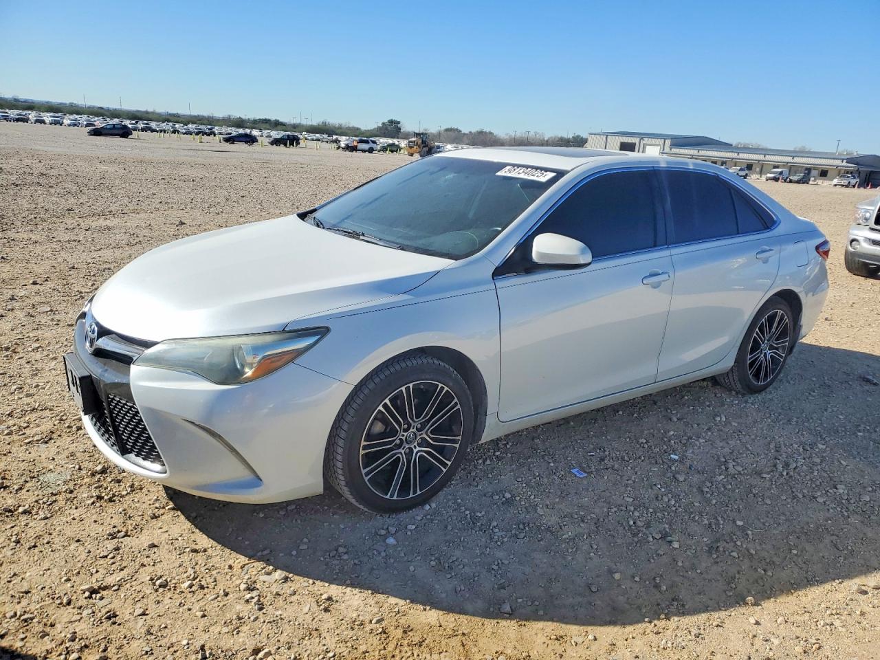 2016 TOYOTA CAMRY