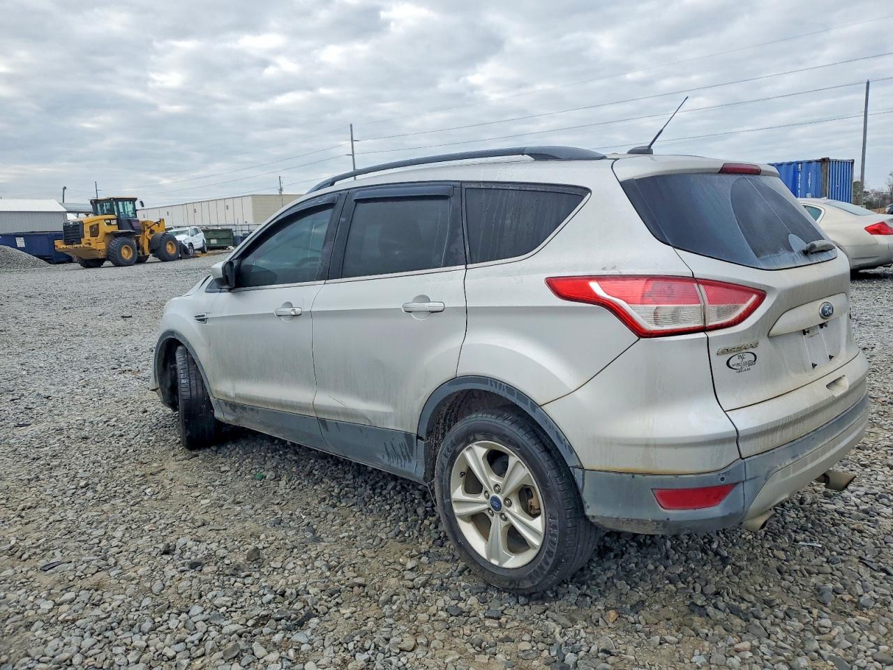 2016 FORD ESCAPE SE photo 2