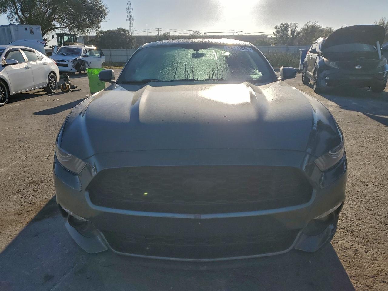 2015 FORD MUSTANG photo 5