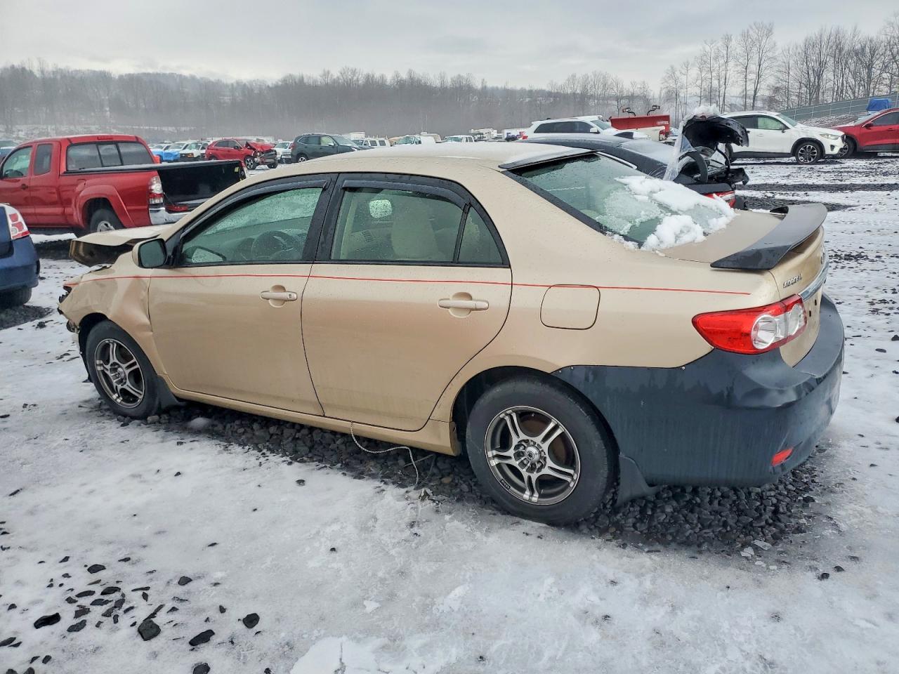 2011 TOYOTA COROLLA BASE photo 2