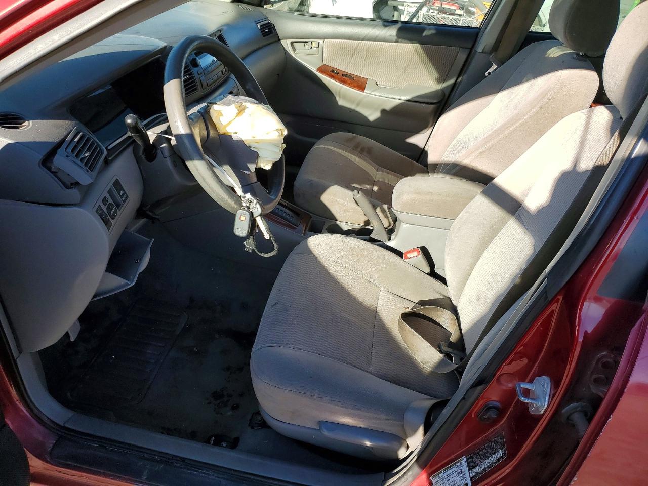 2006 TOYOTA COROLLA CE photo 7