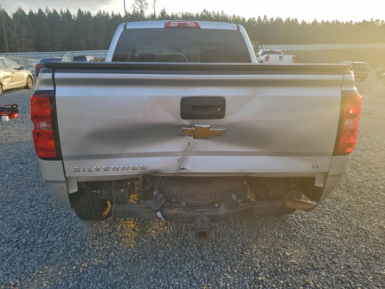 2018 CHEVROLET SILVERADO K1500 LT photo 6