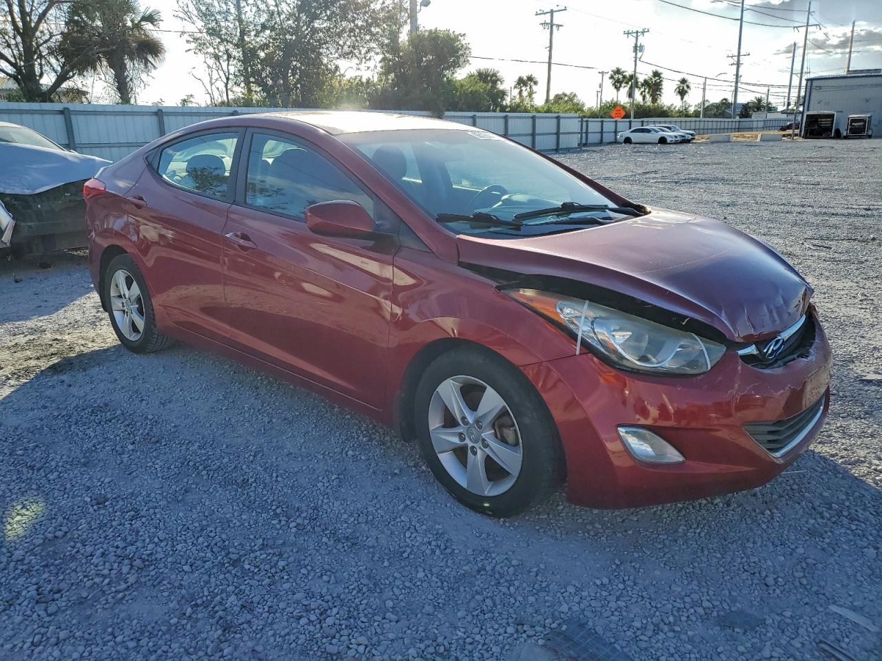 2013 HYUNDAI ELANTRA GLS photo 4